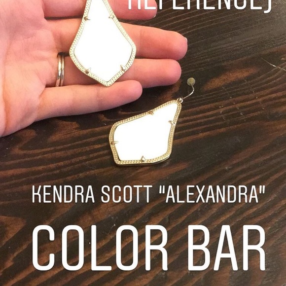 Kendra Scott Jewelry - Kendra Scott “Alexandra” earrings